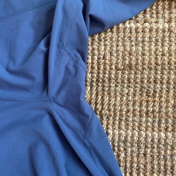 Uniqlo AIRism pocketed UV protection soft leggings - Picture 2 of 3